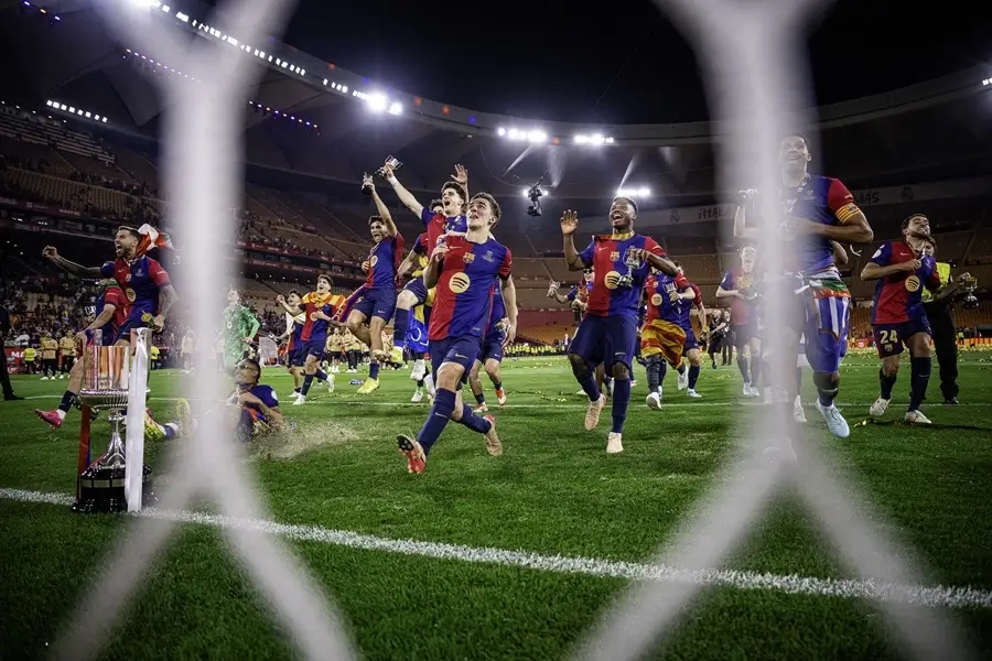 ბარსელონა სამ ისტორიულ მიღწევას უმიზნებს