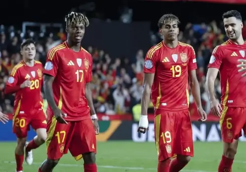 ბარსელონა და არსენალი ლოდინის რეჟიმში არიან