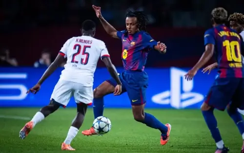 გაკვირვებული არ ვარ - ჟიულ კუნდე გაკვირვებული არ ვარ - ჟიულ კუნდე