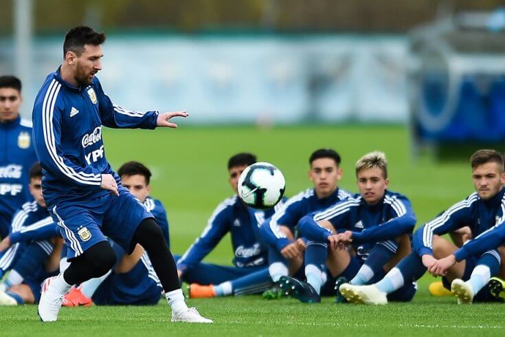 მესი: სიცრუეა, რომ მამაჩემთან ერთად ნაკრებისთვის მოთამაშეებს ვარჩევ
